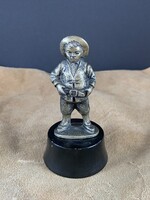 Bronzírozott ón néger kalapos kisfiú figura 19sz