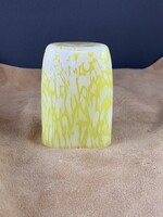 Gyönyörű karlabadi Harrach citrom és fehér kúraüveg