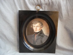 Antik miniatűr biedermeier férfi portré pasztell 1830 körül bieder miniatűr festmény bieder portré