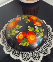 Vintage szovjet kézzel festett virágmintás lakkozott kerek fadoboz