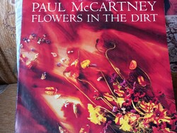 PAUL MCCARTNEY.  FLOWERS IN THE DIRT. 1989  LP. GONG