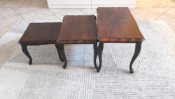 Neobarokk stílusú 3 db-os asztalka