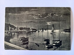 Régi francia képeslap La Rochelle – Vitorlások a csatornában, holdfényben 1927