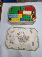 Régi müanyag építő kocka