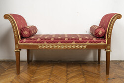 Regency stílusú szófa