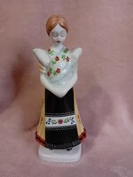 2510/38 Hollóházi porcelán matyó lány figura
