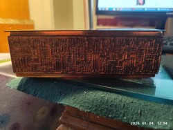 Iparművészetis zenélő doboz