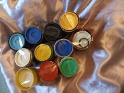 Eladó 80-as évek gombfoci csapatai /hiányos/