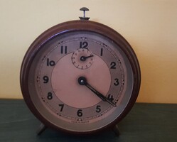 Francia asztali óra