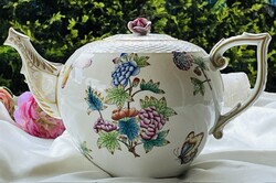 Régi 82 éves dúsan festett Herendi Viktória teás kanna.