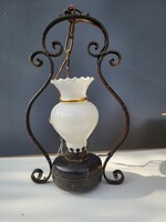Kovácsoltvas–opálüveg lámpa