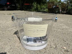 Laurent-Perrier hordozható 7 palackos világító jégmedence