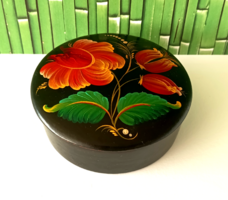 RÉGI OROSZ KÉZZEL FESTETT LAKKFA DOBOZ