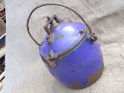 Antik öntvény edény kukta