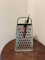 Régi reszelő, sajt reszelő óra