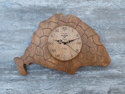 Nagymagyarország óra faóra egyedióra falióra cimer trianon angyalos szent korona nemzeti lakberendez