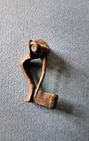 Kora római Kraftig profilierte Fibel (strongbow fibula)
