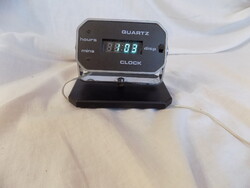 Vintage digitális óra