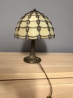 Tiffany éjjeli lámpa