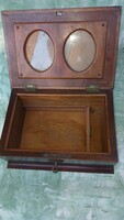 Régi fényképtartós fa doboz