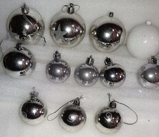 RÉGEBBI FONCSOROZOTT plasztik karácsonyi dísz függelék csillag, tejút mintával és símák 12 db EGYBE