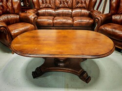 Masszív minőségi ovális tölgy dohányzóasztal , igényesen megmunkált asztal a nappaliba