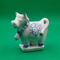 Őry Ferenc  Zsolnay  Boci, Tehén figura