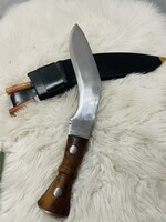 Kukri knife