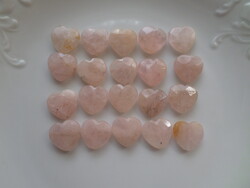 Morganit szív alakú fazettált ásvány 20 db ékszerkészítéshez
