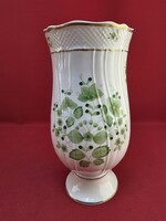 Hollóházi Scarbantia mintás 21.5 cm-es talpas váza