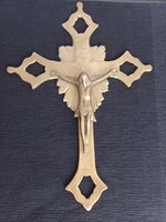 Réz nagy méretű fali feszület, 28 X 19,5 cm, (1960) szép állapotban, 232 g.