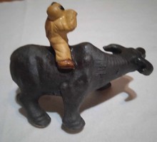 Beautiful black bull from South Africa 10cm long. Ready to be shipped.