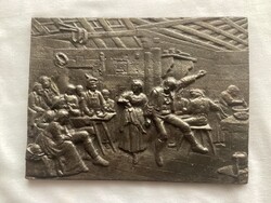 Mulatozók - Öntöttvas falikép .