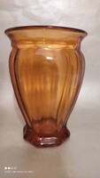 Vintage borostyán színű üveg váza