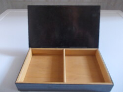 Fém kártyatartó doboz