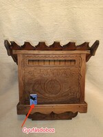 Erdélyi faragott fa postaláda