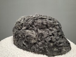 Vintage Karakül bunda sapka