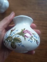 Rózsa mintás porcelán csillár alkatrészek pótlásnak (2db)