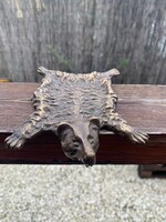 Kifeszített bronz medve névjegykártya tartó vagy asztaldísz.