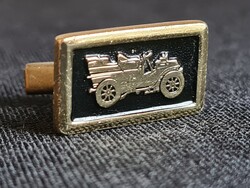 Arany színű lovaskocsi alakú kitűző old timer cabrio autós mangetta/mandzsetta gomb szett csomag