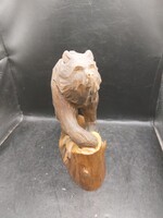 Medve szobor fából faragott, 23 cm-es magasságú japán- 4203b