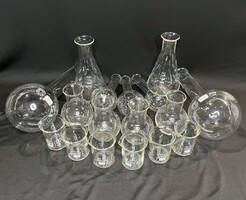 Patikai, laboratóriumi üveg edények, lombikok 17db