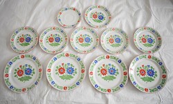 Alföldi porcelán , retro virág mintás süteményes , kis és nagy tányér , csészealj 11 db