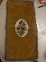 Gobelin betétes bársony futó komódra, asztalra