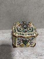 ISSI SI – Italy kézzel festett fajansz díszdoboz