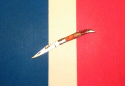 LAGUIOLE bicska, gyűjteményből. Kés, bicska, tőr, borotva.