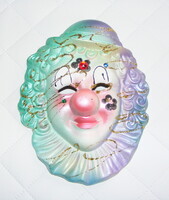 Bohóc álarc, falidísz