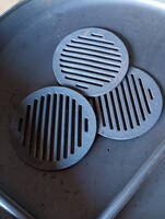 Új Öntöttvas 250 mm es kör rostélyok kályhába , Jancsikályha , tűzrakókhoz, grillezőkhöz