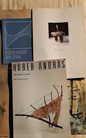 Hüber András (1937–2014) – 3 db kiállítási anyag +