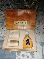 Vintage, nagyon ritka , Florena Souvenir kölni és szappan, saját dobozában kb. 1957-ből  3 D